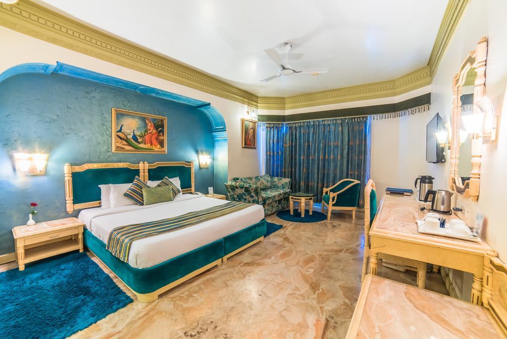 Hotel Hillock Mount Abu Exterior foto